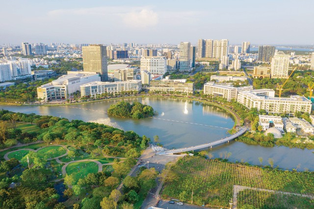 Lần đầu tiên trong vài năm qua, thị trường bất động sản có chiều hướng “trở mình” trở lại Lần đầu tiên trong vài năm qua, thị trường bất động sản có chiều hướng “trở mình” trở lại