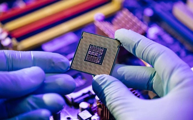 Cụm từ “chíp bán dẫn” hay “công nghệ bán dẫn” trở thành chủ đề hot trong mùa tuyển sinh năm nay.