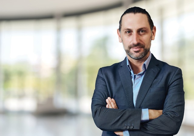 Ông Mauro Gasparotti Ông Mauro Gasparotti