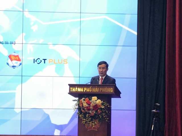 Ông Phạm Tấn Công, Chủ tịch VCCI phát biểu khai mạc Diễn đàn. Ảnh: Thanh Sơn Ông Phạm Tấn Công, Chủ tịch VCCI phát biểu khai mạc Diễn đàn. Ảnh: Thanh Sơn