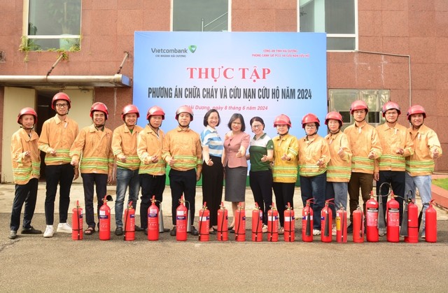 Lực lượng đội PCCC &amp; CNCH cơ sở của Vietcombank Hải Dương