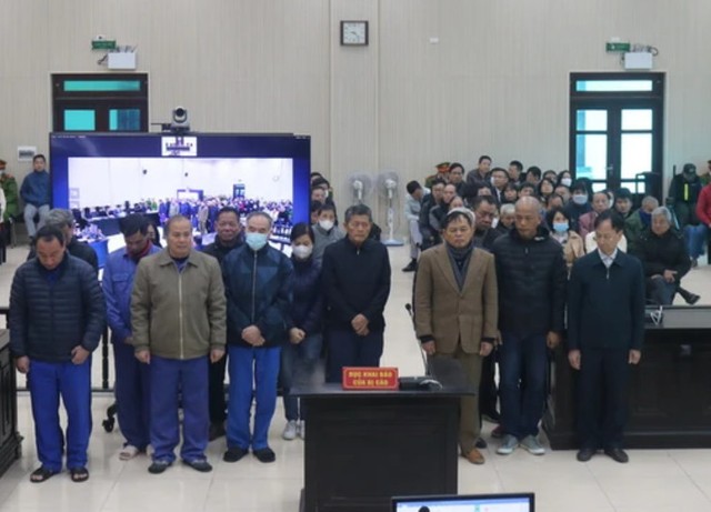 Cựu Phó chủ tịch UBND tỉnh Bắc Ninh Nguyễn Lương Thành bị đưa ra xét xử và tuyên phạt 36 tháng tù treo. Cựu Phó chủ tịch UBND tỉnh Bắc Ninh Nguyễn Lương Thành bị đưa ra xét xử và tuyên phạt 36 tháng tù treo.