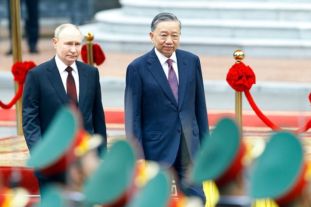 Chuyến thăm không chỉ là một sự kiện ngoại giao quan trọng mà còn thể hiện sự coi trọng và cam kết của Nga đối với mối quan hệ hợp tác nhiều mặt với Việt Nam. Chuyến thăm không chỉ là một sự kiện ngoại giao quan trọng mà còn thể hiện sự coi trọng và cam kết của Nga đối với mối quan hệ hợp tác nhiều mặt với Việt Nam.