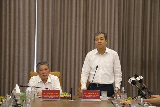 Ủy viên Trung ương Đảng, Bí thư Tỉnh ủy Thái Bình Ngô Đông Hải phát biểu tại buổi làm việc. Ủy viên Trung ương Đảng, Bí thư Tỉnh ủy Thái Bình Ngô Đông Hải phát biểu tại buổi làm việc.