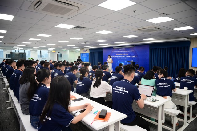 Các học viên tham dự Lễ khai giảng Khóa đào tạo ''Thiết kế vi mạch bán dẫn- IC Design'' tại PSTC Các học viên tham dự Lễ khai giảng Khóa đào tạo ''Thiết kế vi mạch bán dẫn- IC Design'' tại PSTC