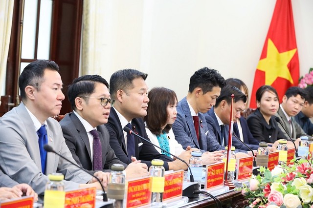 Đoàn công tác các nghị sĩ, doanh nghiệp Nhật Bản tin tưởng những ý kiến gợi mở hợp tác từ phía tỉnh Nam Định chắc chắn sẽ được thúc đẩy thực hiện thành công Đoàn công tác các nghị sĩ, doanh nghiệp Nhật Bản tin tưởng những ý kiến gợi mở hợp tác từ phía tỉnh Nam Định chắc chắn sẽ được thúc đẩy thực hiện thành công