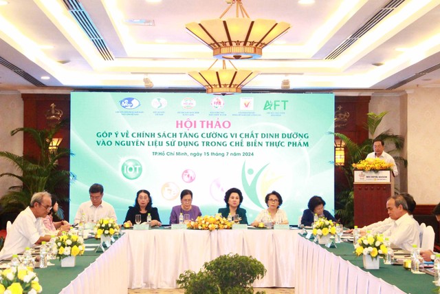Hội thảo “Góp ý về chính sách tăng cường vi chất dinh dưỡng vào nguyên liệu sử dụng trong chế biến thực phẩm”.