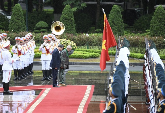 Kể từ khi Việt Nam và Timor Leste thiết lập quan hệ ngoại giao vào ngày 28/7/2002, quan hệ hữu nghị và hợp tác nhiều mặt giữa hai nước đã có những bước tiến đáng kể. (Ảnh: Đức Thanh) Kể từ khi Việt Nam và Timor Leste thiết lập quan hệ ngoại giao vào ngày 28/7/2002, quan hệ hữu nghị và hợp tác nhiều mặt giữa hai nước đã có những bước tiến đáng kể. (Ảnh: Đức Thanh)