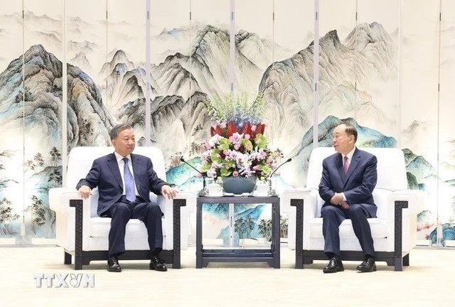 Tổng Bí thư, Chủ tịch nước Tô Lâm khẳng định Việt Nam luôn coi trọng và ưu tiên hàng đầu phát triển quan hệ với Trung Quốc. Ảnh: TTXVN