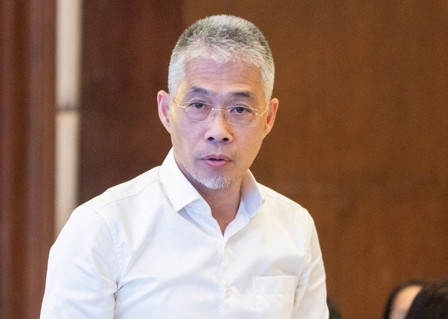 Ông Nguyễn Hồng Quân, Phó tổng giám đốc kiêm Giám đốc Khối Quản lý rủi ro TPBank Ông Nguyễn Hồng Quân, Phó tổng giám đốc kiêm Giám đốc Khối Quản lý rủi ro TPBank