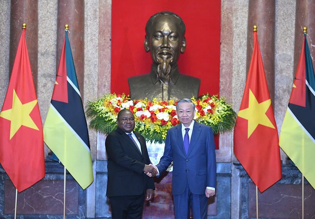 Tổng Bí thư, Chủ tịch nước Tô Lâm và Tổng thống Cộng hòa Mozambique Filipe Jacinto Nyusi. Ảnh: Đức Thanh