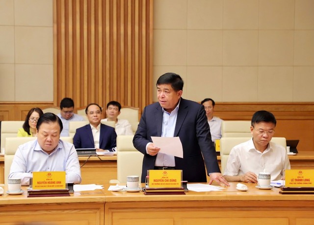 Bộ trưởng Bộ Kế hoạch và Đầu tư Nguyễn Chí Dũng phát biểu tại Hội Hội nghị (Ảnh: Hiếu Công)