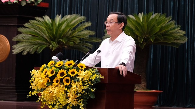 Bí thư Thành ủy TP.HCM Nguyễn Văn Nên yêu cầu xem giải ngân đầu tư công là nhiệm vụ ưu tiên cao nhất trong quý IV/2024. Ảnh: Trọng Tín Bí thư Thành ủy TP.HCM Nguyễn Văn Nên yêu cầu xem giải ngân đầu tư công là nhiệm vụ ưu tiên cao nhất trong quý IV/2024. Ảnh: Trọng Tín