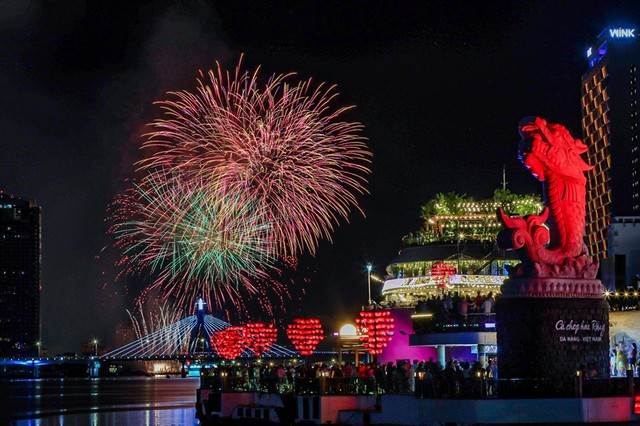Lễ hội Pháo hoa quốc tế trở thành sản phẩm du lịch đặc sắc của Đà Nẵng.