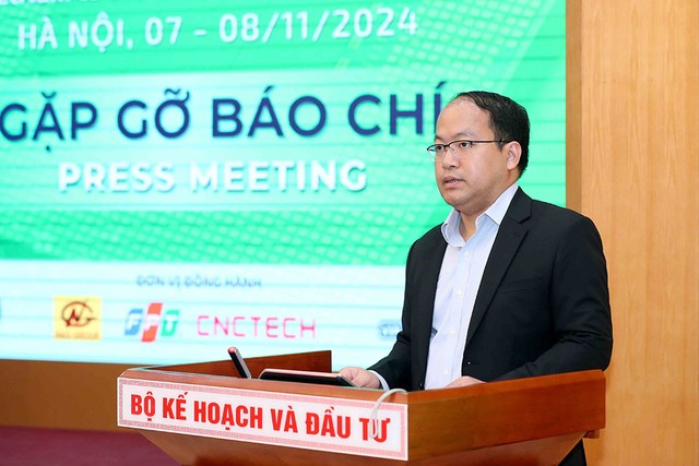 Ông Vũ Quốc Huy, Giám đốc NIC cho biết, SemiExpo Viet Nam 2024 sẽ thúc đẩy hợp tác quốc tế nhằm huy động nguồn lực cho phát triển ngành công nghiệp bán dẫn. Ảnh: Đức Trung Ông Vũ Quốc Huy, Giám đốc NIC cho biết, SemiExpo Viet Nam 2024 sẽ thúc đẩy hợp tác quốc tế nhằm huy động nguồn lực cho phát triển ngành công nghiệp bán dẫn. Ảnh: Đức Trung