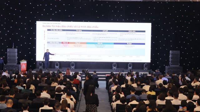 Ông Nguyễn Quốc Anh, Giám đốc kinh doanh Batdongsan, chia sẻ về chu kỳ của thị trường bất động sản. Ông Nguyễn Quốc Anh, Giám đốc kinh doanh Batdongsan, chia sẻ về chu kỳ của thị trường bất động sản.
