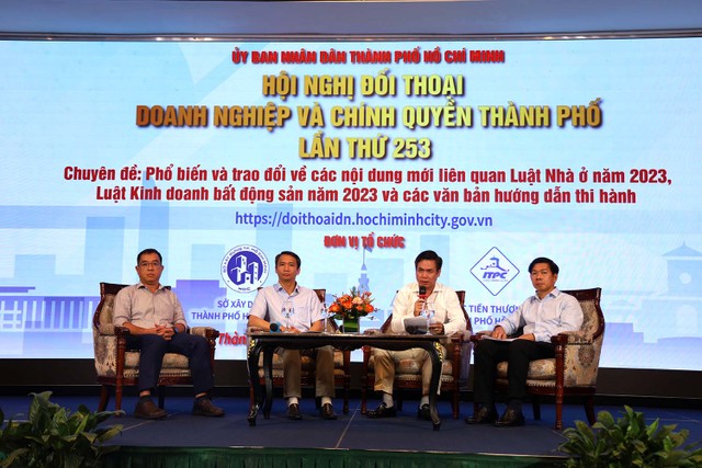Hội nghị Đối thoại giữa Doanh nghiệp và Chính quyền TP.HCM lần thứ 253 do ITPC và Sở Xây dựng tổ chức. Ảnh: Trọng Tín. Hội nghị Đối thoại giữa Doanh nghiệp và Chính quyền TP.HCM lần thứ 253 do ITPC và Sở Xây dựng tổ chức. Ảnh: Trọng Tín.