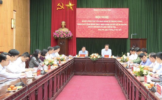 Đoàn công tác của Ban Kinh tế Trung ương làm việc với Ban Thường vụ Tỉnh ủy Hưng Yên ngày 21/11. Đoàn công tác của Ban Kinh tế Trung ương làm việc với Ban Thường vụ Tỉnh ủy Hưng Yên ngày 21/11.