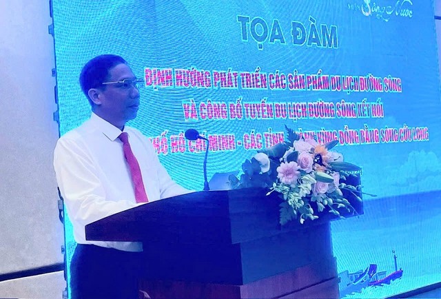 Theo ông Nguyễn Thực Hiện, Phó chủ tịch UBND TP. Cần Thơ, việc phát triển du lịch đường sông cần có sự liên kết chặt chẽ trong việc đầu tư kết cấu hạ tầng bến bãi, cảnh quan dịch vụ ven sông Theo ông Nguyễn Thực Hiện, Phó chủ tịch UBND TP. Cần Thơ, việc phát triển du lịch đường sông cần có sự liên kết chặt chẽ trong việc đầu tư kết cấu hạ tầng bến bãi, cảnh quan dịch vụ ven sông