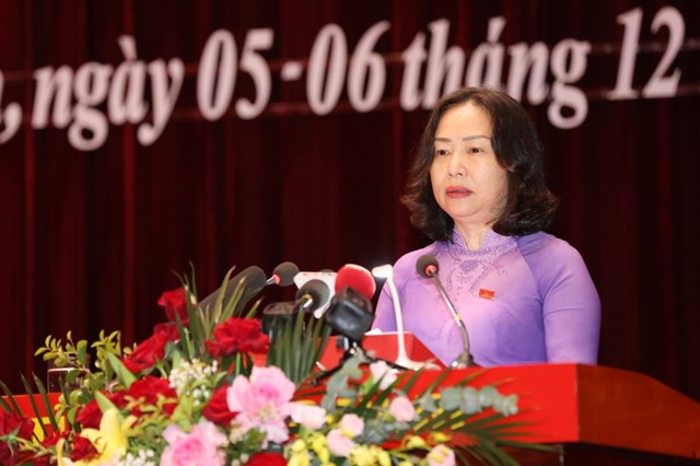 Bà Vi Ngọc Bích, Phó chủ tịch Thường trực HĐND tỉnh Quảng Ninh phát biểu khai mạc kỳ họp. Ảnh: Đỗ Phương Bà Vi Ngọc Bích, Phó chủ tịch Thường trực HĐND tỉnh Quảng Ninh phát biểu khai mạc kỳ họp. Ảnh: Đỗ Phương