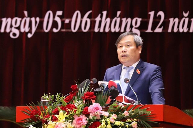 Ông Vũ Đại Thắng, Bí thư Tỉnh ủy Quảng Ninh phát biểu chỉ đạo tại kỳ họp. Ảnh: Đỗ Phương Ông Vũ Đại Thắng, Bí thư Tỉnh ủy Quảng Ninh phát biểu chỉ đạo tại kỳ họp. Ảnh: Đỗ Phương