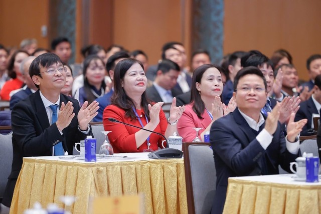 Các đại biểu tham dự hội nghị. Ảnh: VGP Các đại biểu tham dự hội nghị. Ảnh: VGP