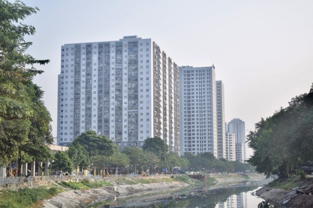 Chung cư Đại Kim Building vốn là nhà ở xã hội nhưng hiện có giá bán cao gấp 2,5 lần so với các dự án cùng phân khúc. Ảnh: Thanh Vũ Chung cư Đại Kim Building vốn là nhà ở xã hội nhưng hiện có giá bán cao gấp 2,5 lần so với các dự án cùng phân khúc. Ảnh: Thanh Vũ