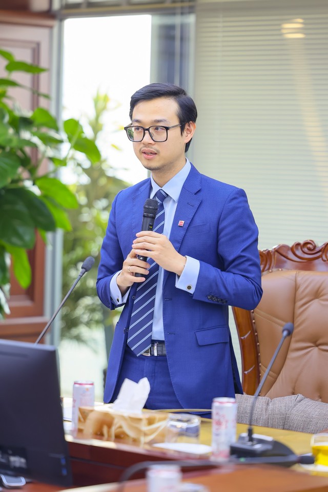 Ông Tô Quốc Hưng, Giám đốc Quốc gia, ACCA Việt Nam chia sẻ tại buổi lễ Ông Tô Quốc Hưng, Giám đốc Quốc gia, ACCA Việt Nam chia sẻ tại buổi lễ