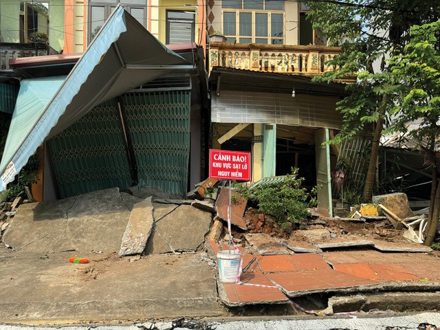 Nhà kho chứa vật liệu xây dựng và các thiết bị phòng cháy, chữa cháy dùng để cung cấp cho các công trình xây dựng của Công ty TNHH một thành viên Văn Tịnh (Lào Cai) ngày 26/9/2024 Nhà kho chứa vật liệu xây dựng và các thiết bị phòng cháy, chữa cháy dùng để cung cấp cho các công trình xây dựng của Công ty TNHH một thành viên Văn Tịnh (Lào Cai) ngày 26/9/2024