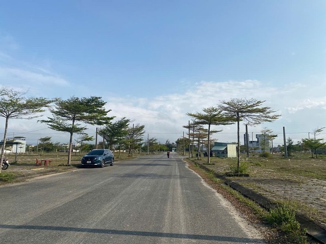 Nhà đầu tư cần tìm hiểu rõ thông tin, thủ tục pháp lý của các dự án trước khi mua. Nhà đầu tư cần tìm hiểu rõ thông tin, thủ tục pháp lý của các dự án trước khi mua.