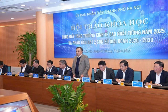 Chủ tịch UBND TP. Hà Nội Trần Sỹ Thanh phát biểu bế mạc Hội thảo. Chủ tịch UBND TP. Hà Nội Trần Sỹ Thanh phát biểu bế mạc Hội thảo.