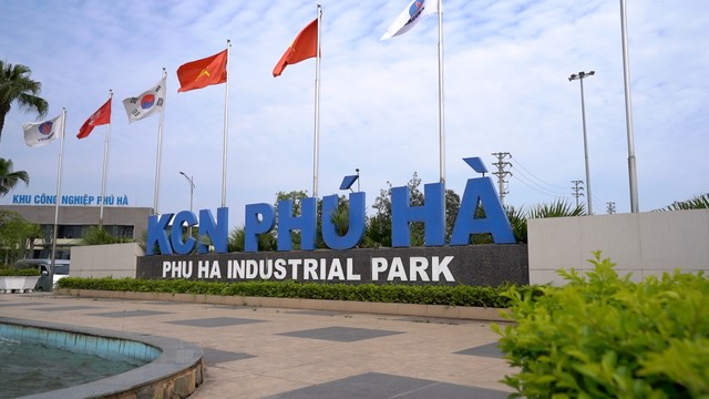 KCN Phú Hà trở thành điểm đến của nhiều doanh nghiệp lớn KCN Phú Hà trở thành điểm đến của nhiều doanh nghiệp lớn