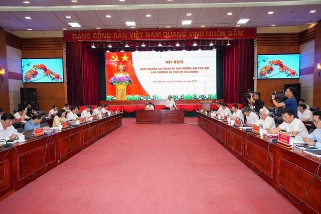 Hội nghị Ban Thường vụ Thành ủy Hải Phòng và Ban Thường vụ Tỉnh ủy Hải Dương Hội nghị Ban Thường vụ Thành ủy Hải Phòng và Ban Thường vụ Tỉnh ủy Hải Dương