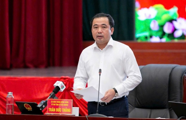 Ông Trần Đức Thắng, Bí thư Tỉnh ủy Hải Dương phát biểu tại hội nghị Ông Trần Đức Thắng, Bí thư Tỉnh ủy Hải Dương phát biểu tại hội nghị