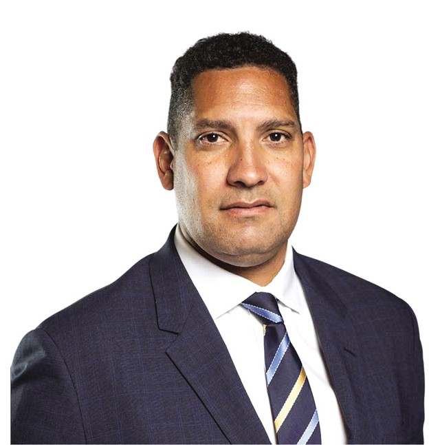 Ngài Johan Ndisi, Đại sứ Thụy Điển tại Việt Nam. Ngài Johan Ndisi, Đại sứ Thụy Điển tại Việt Nam.