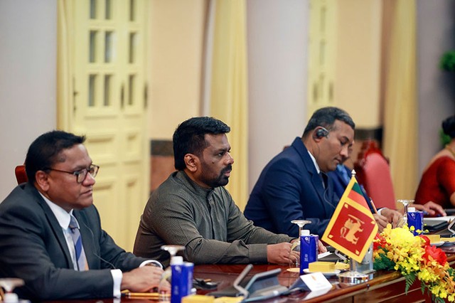 Tổng thống Sri Lanka Anura Kumara Dissanayaka và Đoàn đại biểu cấp cao Sri Lanka tham dự Hội đàm. Tổng thống Sri Lanka Anura Kumara Dissanayaka và Đoàn đại biểu cấp cao Sri Lanka tham dự Hội đàm.