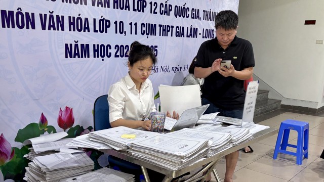 Những tập hồ sơ đều phục vụ cho việc đăng ký mua nhà ở xã hội.