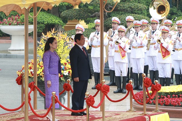 Thủ tướng Chính phủ Phạm Minh Chính chủ trì Lễ đón Thủ tướng Vương quốc Thái Lan Paetongtarn Shinawatra. Thủ tướng Chính phủ Phạm Minh Chính chủ trì Lễ đón Thủ tướng Vương quốc Thái Lan Paetongtarn Shinawatra.