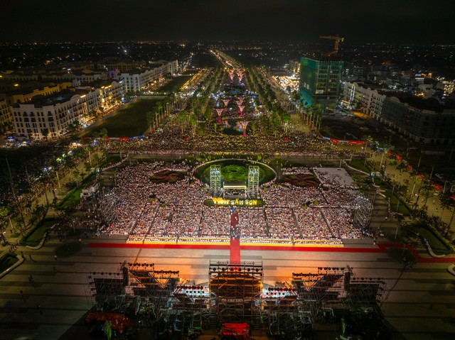 Sầm Sơn luôn là điểm “dẫn sóng” du lịch tại miền Bắc Sầm Sơn luôn là điểm “dẫn sóng” du lịch tại miền Bắc