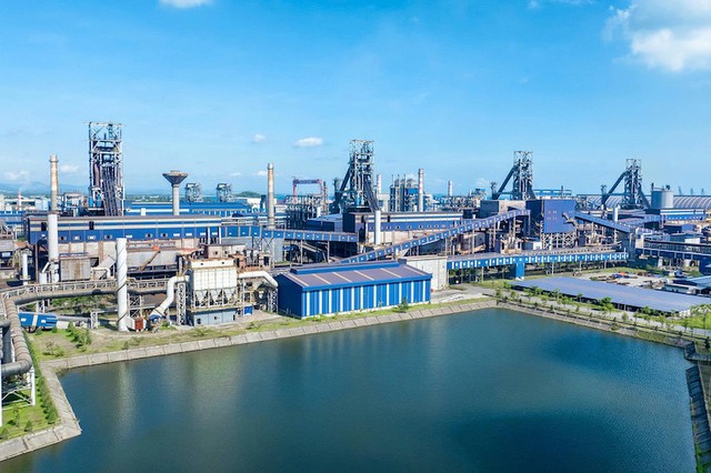 Khu liên hợp gang thép Hoà Phát Dung Quất. Khu liên hợp gang thép Hoà Phát Dung Quất.