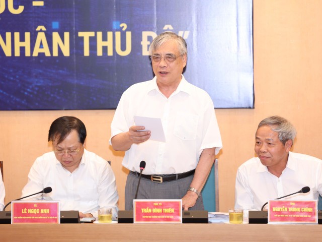 PGS.TS Trần Đình Thiên, Thành viên Tổ tư vấn Kinh tế của Thủ tướng Chính phủ, nguyên Viện trưởng Viện Kinh tế Việt Nam phát biểu. Ảnh: Viết Thành.