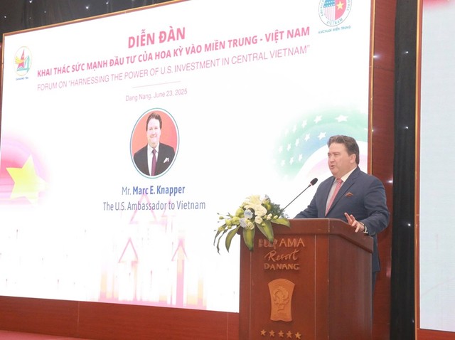 Ông Marc Knapper - Đại sứ Hoa Kỳ tại Việt Nam phát biểu tại Diễn đàn.