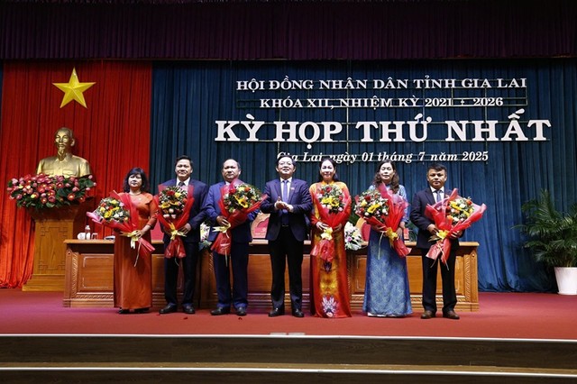 Nhân sự HĐND tỉnh Gia Lai khóa XII nhiệm kỳ 2021 - 2026. Nhân sự HĐND tỉnh Gia Lai khóa XII nhiệm kỳ 2021 - 2026.