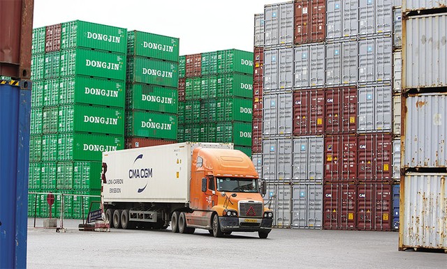 Trong nửa đầu năm, không chỉ tăng trưởng GDP, nhiều chỉ số kinh tế vĩ mô khác cũng ghi nhận kết quả tích cực. Ảnh: Đức Thanh