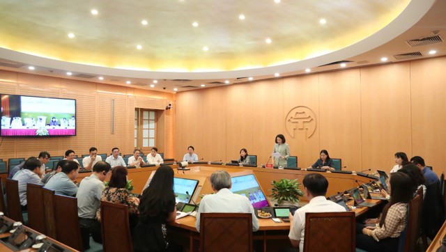 Hình ảnh tại điểm cầu Hà Nội.
