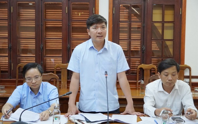 Ông Nguyễn Quốc Khánh, Phó trưởng BQL Khu kinh tế Quảng Trị phát biểu tại cuộc họp