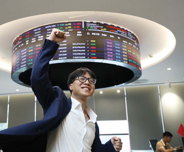 Thanh khoản thị trường chứng khoán Việt Nam đứng top đầu khu vực Đông Nam Á