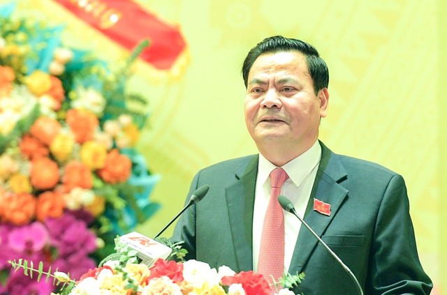 Ông Bùi Thành Đông, Tỉnh ủy viên, Bí thư Đảng ủy phường Hoa Lư phát biểu tại Đại hội. Ông Bùi Thành Đông, Tỉnh ủy viên, Bí thư Đảng ủy phường Hoa Lư phát biểu tại Đại hội.