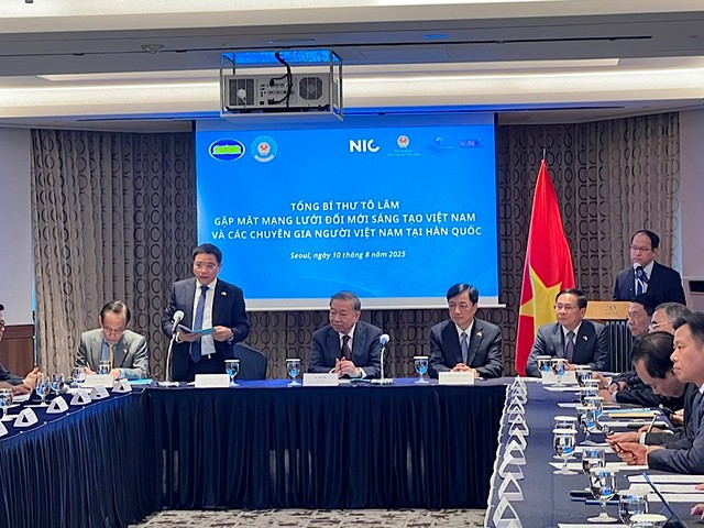 Bộ trưởng Bộ Tài chính Nguyễn Văn Thắng phát biểu tại buổi làm việc. Ảnh: NIC