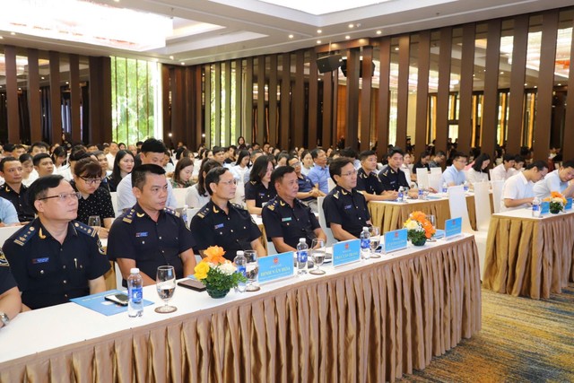 Hội nghị thu hút sự quan tâm của 200 doanh nghiệp, hiệp hội. (Ảnh: Phong Nhân)